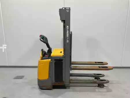 VZV s plošinou pro řidiče 2017  Jungheinrich ERC 216Z (1)