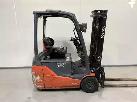 3-wiel elektrische heftrucks 2010  Toyota 8FBEKT16 (1)