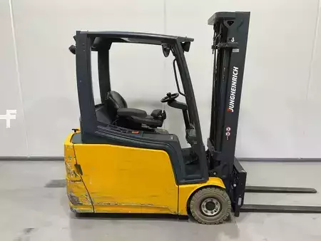 3-wiel elektrische heftrucks 2015  Jungheinrich EFG 216 (1)