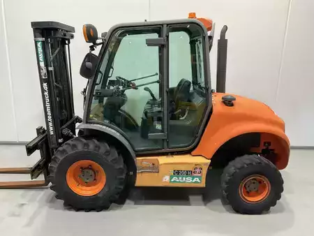 Wózek terenowy 2013  Ausa C200HX4 (3)