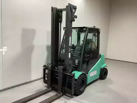 El truck - 4 hjulet 2019  Mitsubishi FB50-2 (4)