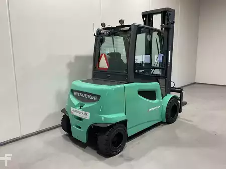 Sähkö - 4 pyör 2019  Mitsubishi FB50-2 (2)