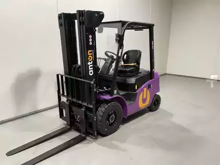 4-wiel elektrische heftrucks 2025  AntOn CBH 2.5 (4)