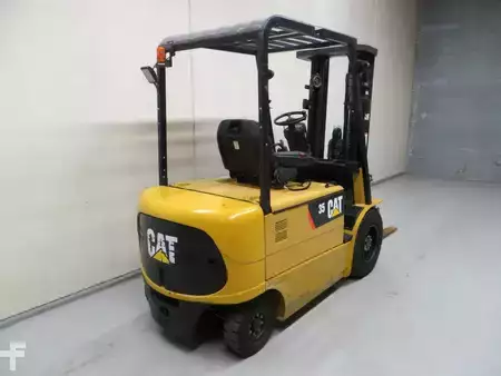 Eléctrico - 4 rodas 2013  CAT Lift Trucks EP35K-PAC (4)