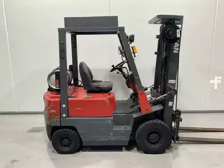 LPG Forklifts 1999  Nissan NJ01A15 (1)