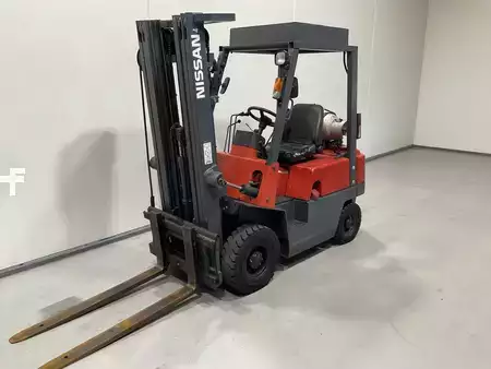 LPG Forklifts 1999  Nissan NJ01A15 (4)