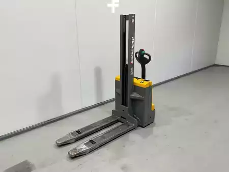 Pallet Stackers 2017  Jungheinrich EMD 115I (4)