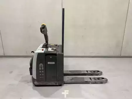 Niederhubwagen 2018  Atlet PMR200P (1)
