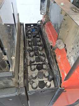 Stackers stand-on 2007  BT spe160l (3)