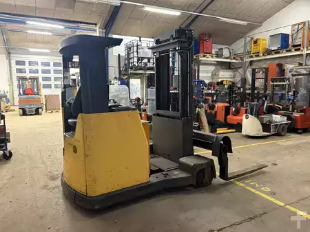 Four-way reachtrucks 2002  Atlet UFS 250 (2)