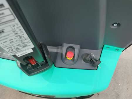 Porta-paletes elétrico 2023  Mitsubishi PBP 16N3 (7)