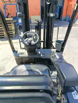 Elektro tříkolové VZV 2016  CAT Lift Trucks EP20PNT  (3)