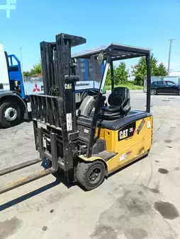 Elektro tříkolové VZV 2016  CAT Lift Trucks EP20PNT  (4)