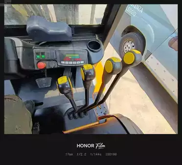 Carrelli elettrici 4 ruote 2022  Hyundai 30B-7A (18)