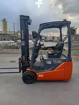 Elektro 3 Rad 2018  Toyota 8FBEK18T (3)
