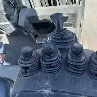 Carrelli elettrici 3 ruote 2003  Toyota 7FBEF18 (10)