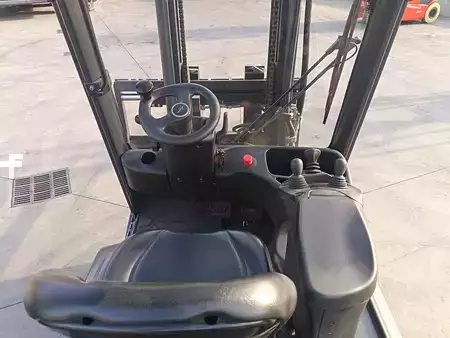 Carrelli elettrici 3 ruote 2023  Linde E 12-02 (5)