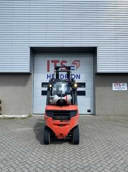 LPG Forklifts 2006  Linde H35T (2)
