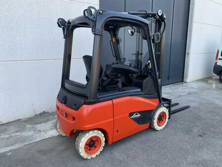 4 Wheels 2016  Linde E16P-02 (5)