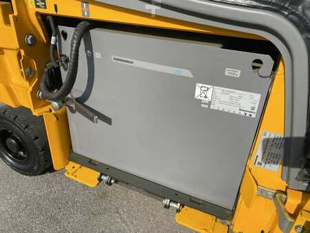 Elektro čtyřkolový VZV 2022  Jungheinrich EFG 320 (9)