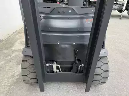Carrelli elettrici 4 ruote 2021  Linde E25-01 (10)