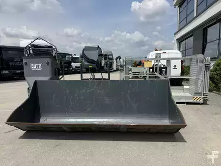 Manipulador Giratorio 2019  Magni RTH 5.25 SH-D/C (13)