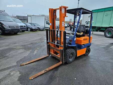 Propane Forklifts 1991  Toyota 42.5F.G.F.18 (1)