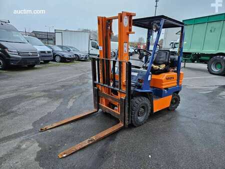 Propane Forklifts 1991  Toyota 42.5F.G.F.18 (2)