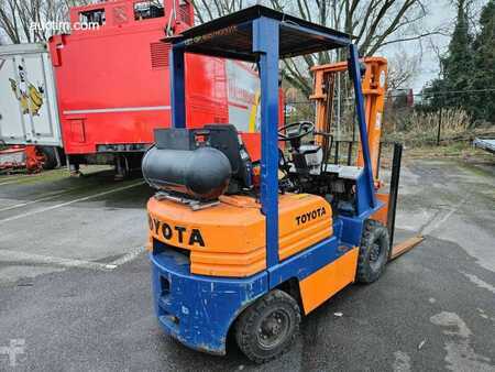 Propane Forklifts 1991  Toyota 42.5F.G.F.18 (5)