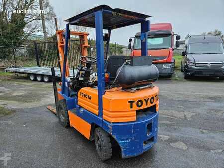 Propane Forklifts 1991  Toyota 42.5F.G.F.18 (6)