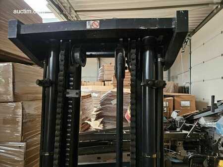 Propane Forklifts 1996  Samsung SE251 (17)