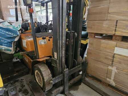 Propane Forklifts 1996  Samsung SE251 (2)