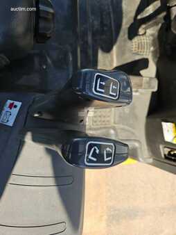Electric - 3 wheels 2014  Komatsu FB15M-12 (10)