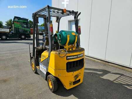 Nestekaasutrukki 2006  Doosan Daewoo G20SC-2 (7)