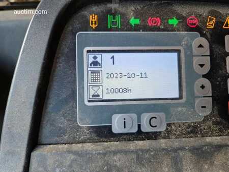 Carrelli retrattili 2010  BT RRE 160 (18)