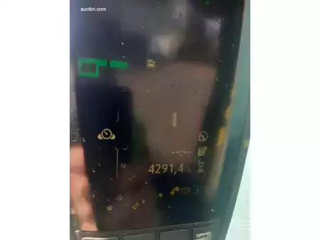 Elektro čtyřkolový VZV 2019  Linde E25 (3)