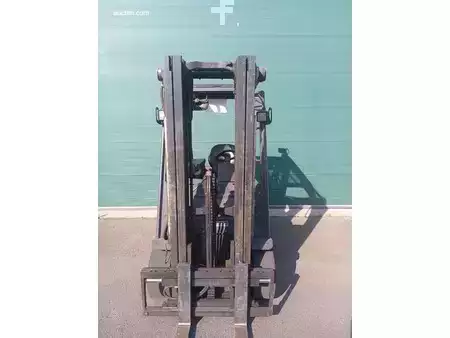 Elektro čtyřkolový VZV 2019  Linde E25 (4)