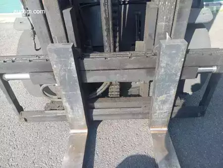 Elektro čtyřkolový VZV 2019  Linde E25 (5)