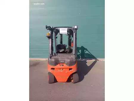 Elektro čtyřkolový VZV 2019  Linde E25 (7)