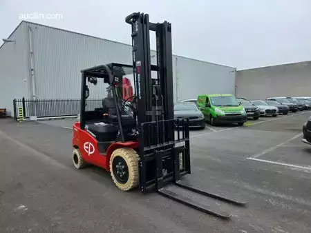 El Truck - 4-hjul 2025  EP Equipment EFL 353 (3)