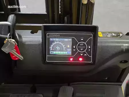 Elektromos 3 kerekű 2014  Hyundai 18BT-9 (14)