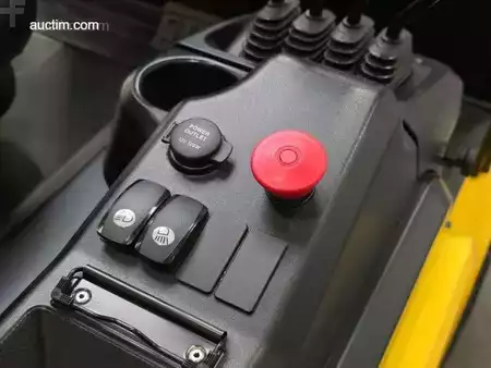 Elektromos 3 kerekű 2014  Hyundai 18BT-9 (15)