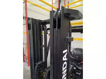 Elektromos 3 kerekű 2014  Hyundai 18BT-9 (19)