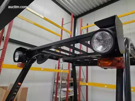 Elektromos 3 kerekű 2014  Hyundai 18BT-9 (20)