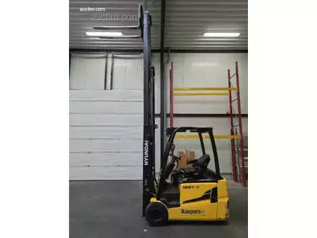 Elektromos 3 kerekű 2014  Hyundai 18BT-9 (27)