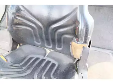 Dízel targoncák 2005  Linde H70D (11)