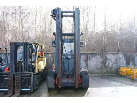 Dízel targoncák 2005  Linde H70D (36)