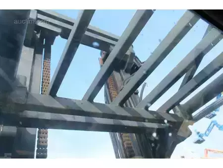 Dízel targoncák 2005  Linde H70D (8)