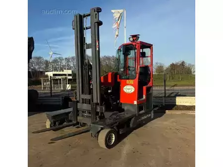 Skyvemast 2010  Combilift C4000 (2)