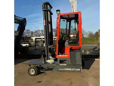 Skyvemast 2010  Combilift C4000 (5)
